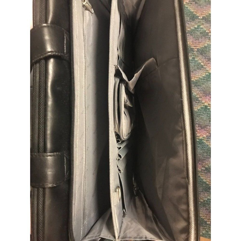 Solo extra-wide Computer brief case - Picture 5 of 13